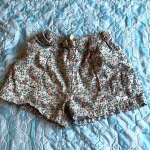 Girls tea size 7 barely used shorts